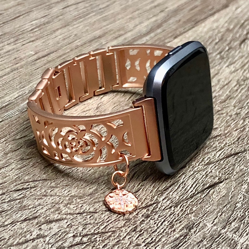 Rose Gold Metal Links Bracelet for Fitbit Versa